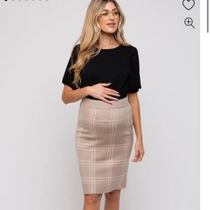 Pink blush Maternity Taupe Knit Plaid Skirt M